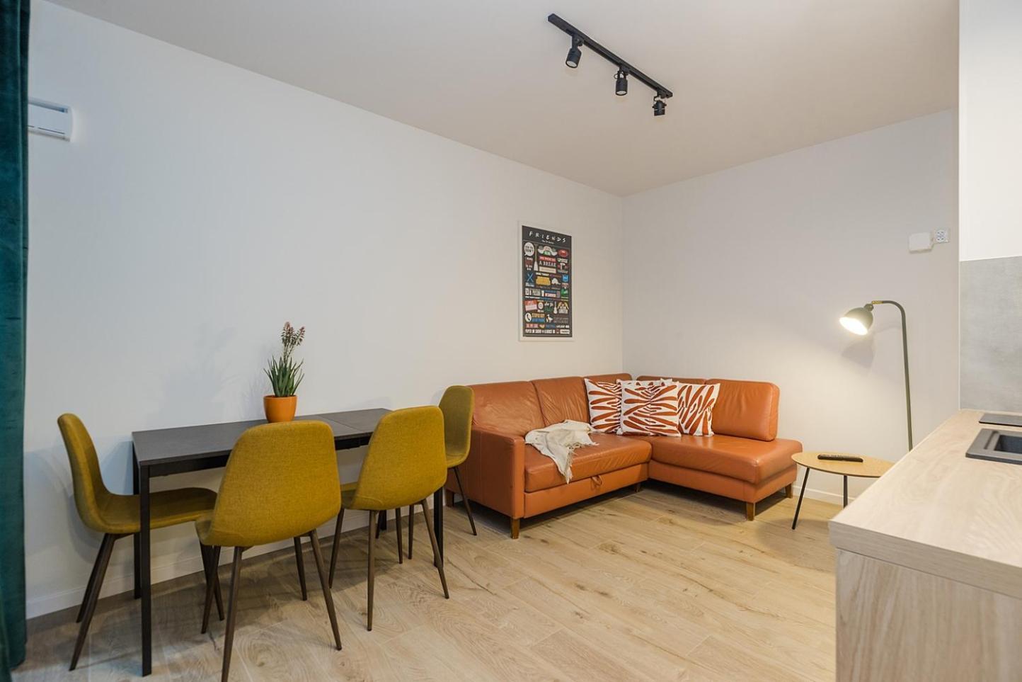 Lineburg Villa Apartments Warszawa Eksteriør bilde